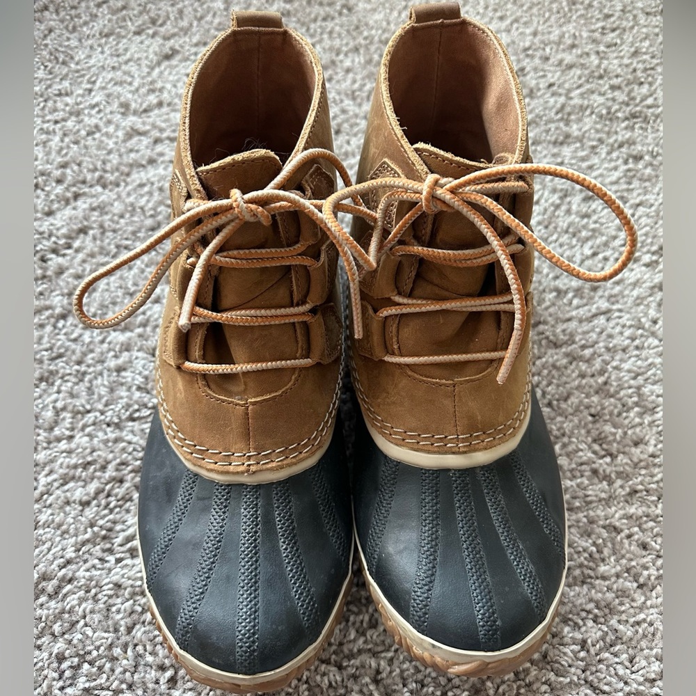 Sorel Women’s Out N about Leather Snow Boot Women’s Size 10